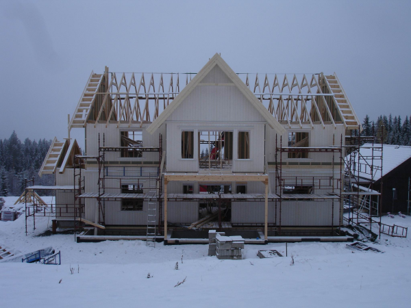 Montering av hus i Valdres